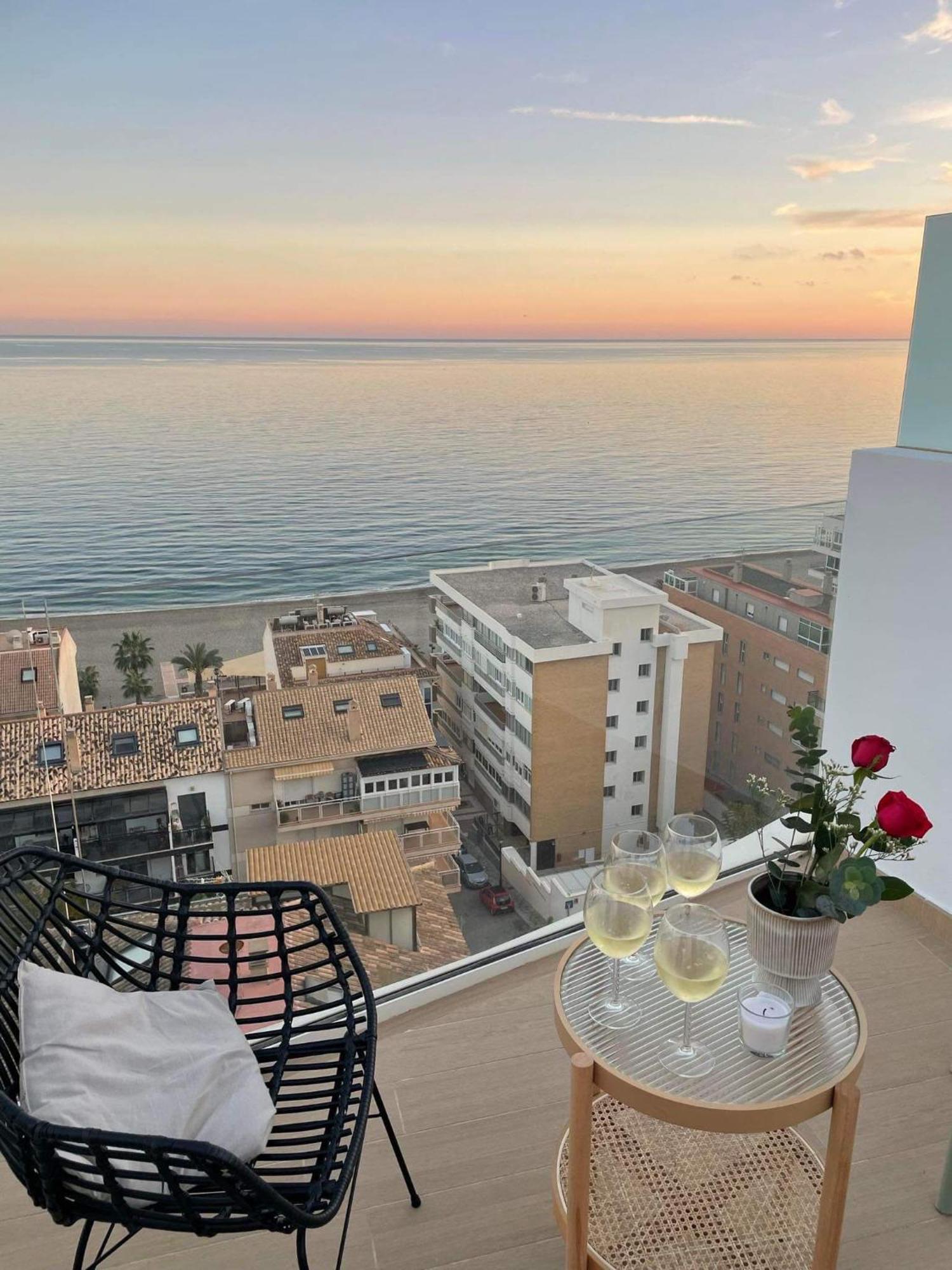 Appartement Panoramic Seaview Penthouse The Wave à Fuengirola Extérieur photo